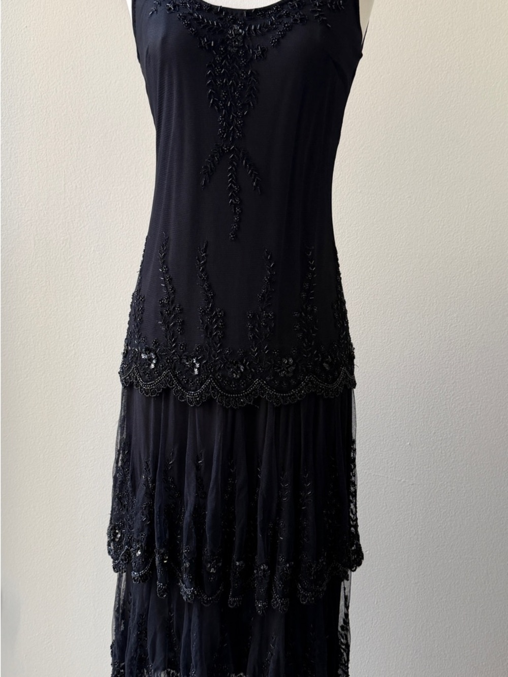 Vintage Elegant Black Beaded Sleeveless Dress - Picture 3 of 16